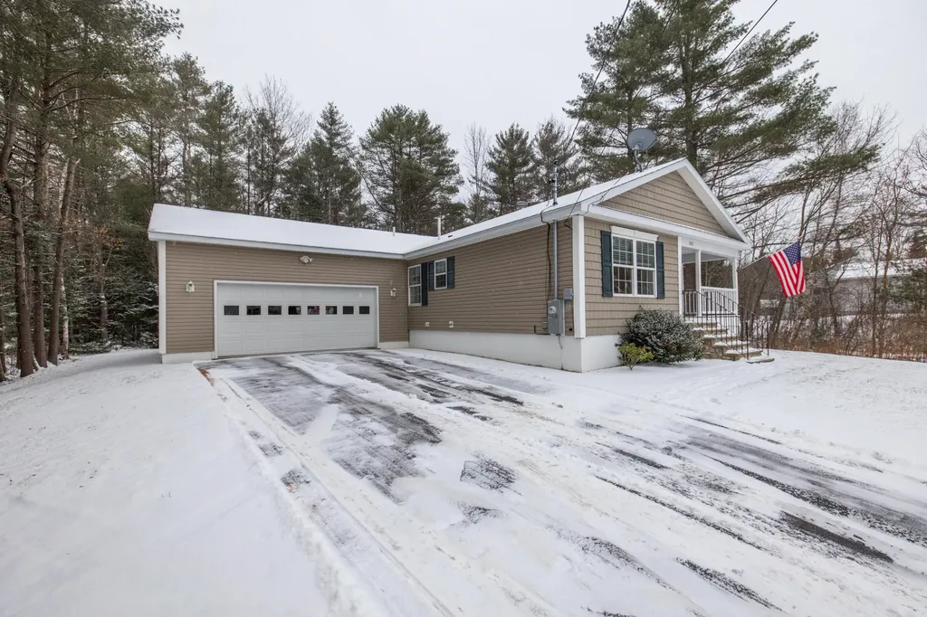 151 Pond Road Lewiston ME 04240