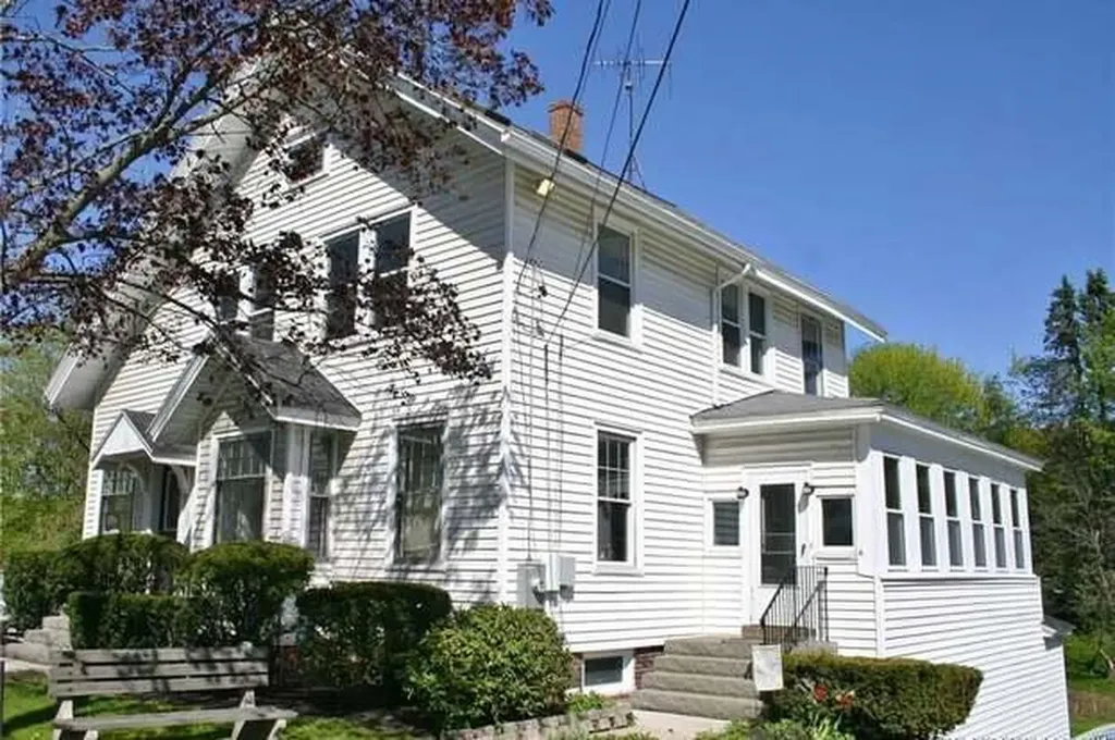 643 Main Street Lewiston ME 04240