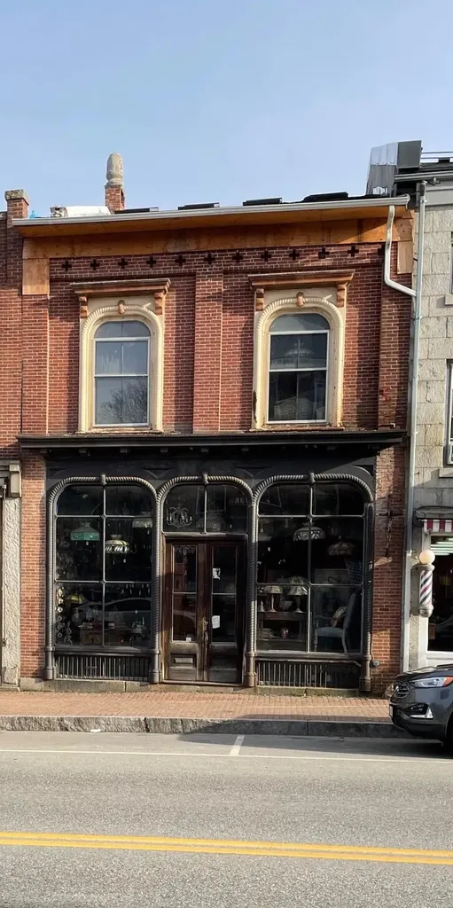 154 Water Street Hallowell ME 04347