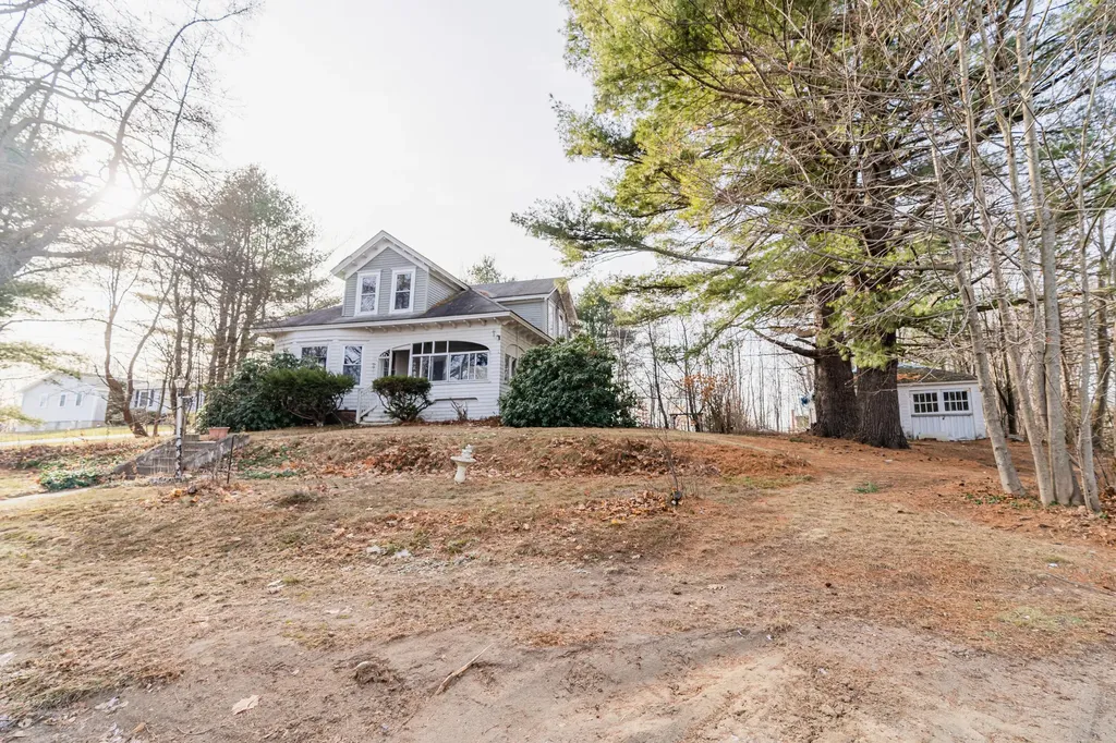 215 Third Street Auburn ME 04210