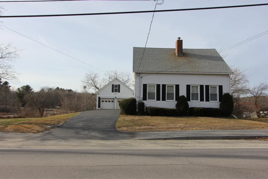 55 Main Street Sabattus ME 04280