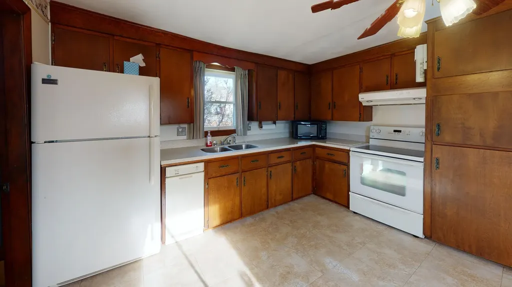 55 Main Street Sabattus ME 04280