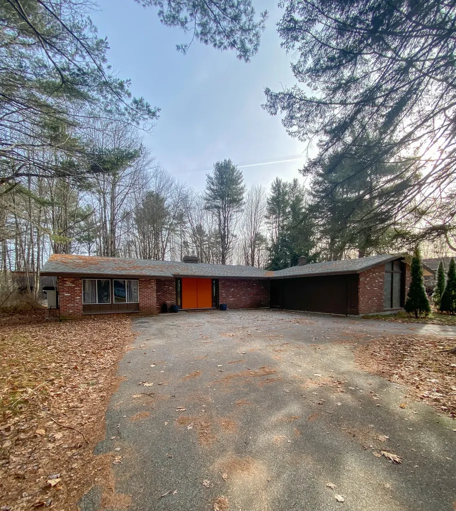 15 Bayberry Lane Scarborough ME 04074