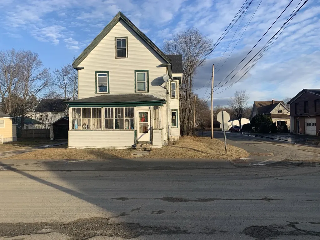 195 Congress Street Millinocket ME 04462
