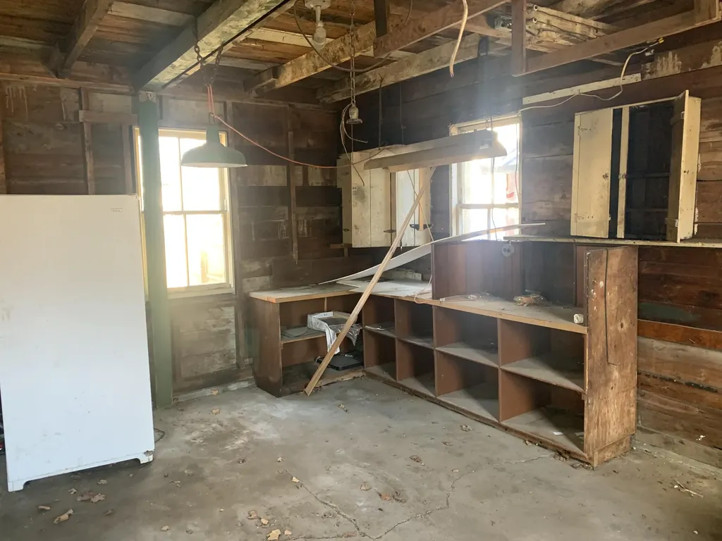 195 Congress Street Millinocket ME 04462
