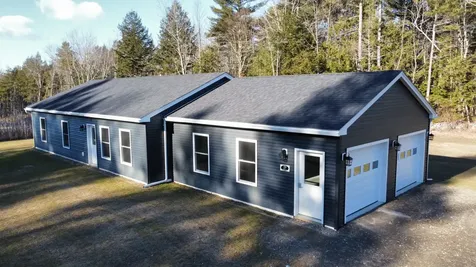 17 Elizabeth Way West Gardiner ME 04345
