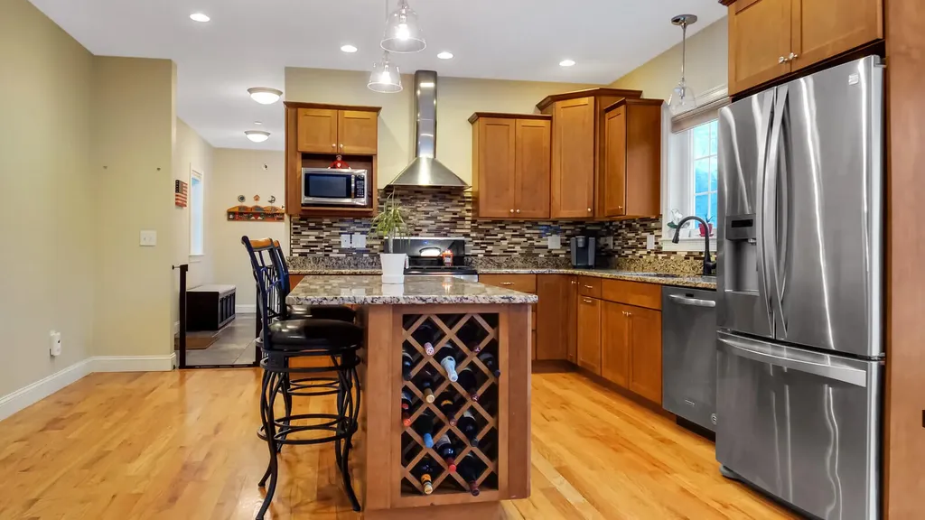 48 Acorn Ridge Road Freeport ME 04032