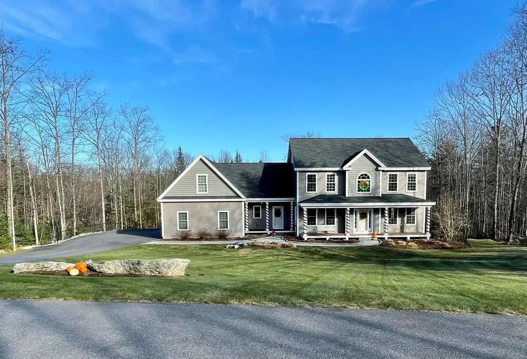 48 Acorn Ridge Road Freeport ME 04032