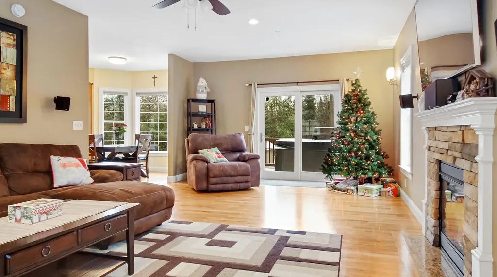 48 Acorn Ridge Road Freeport ME 04032
