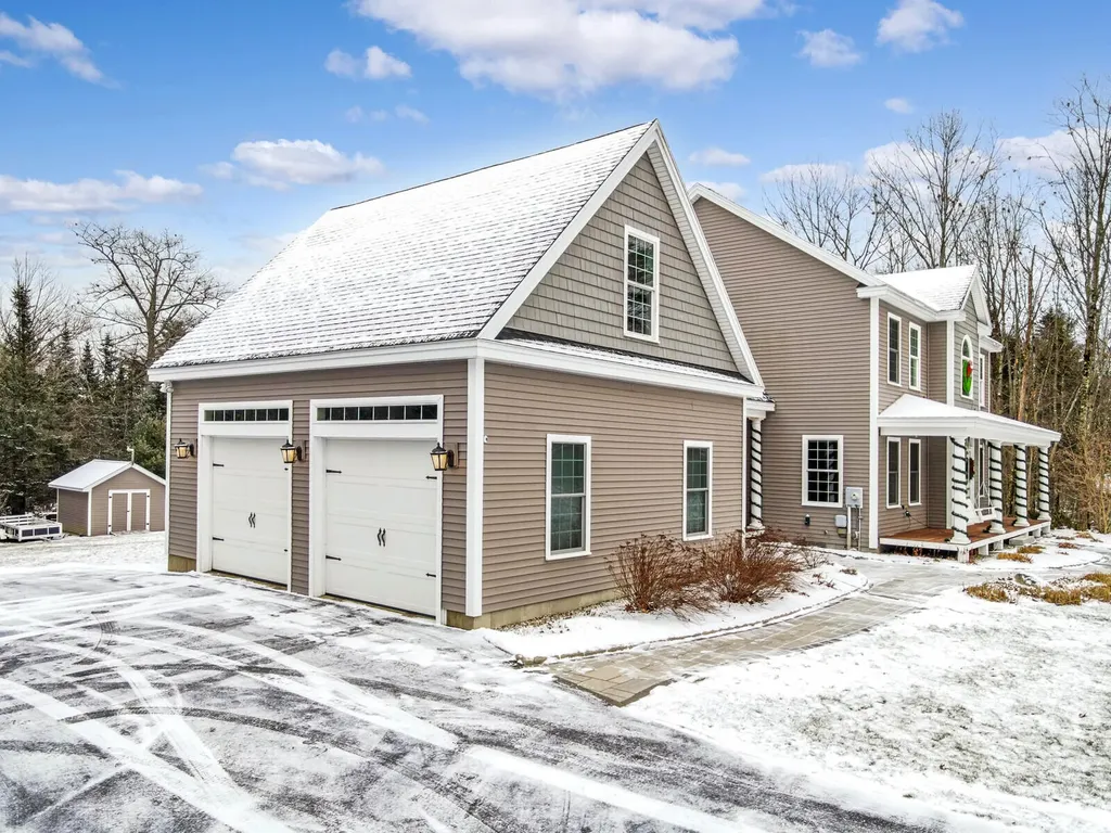 48 Acorn Ridge Road Freeport ME 04032