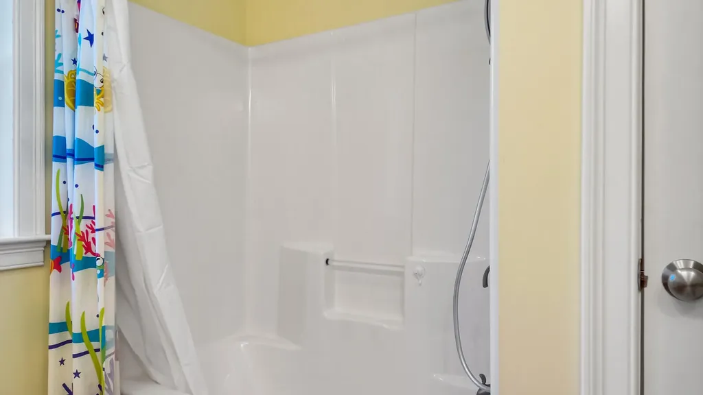 48 Acorn Ridge Road Freeport ME 04032
