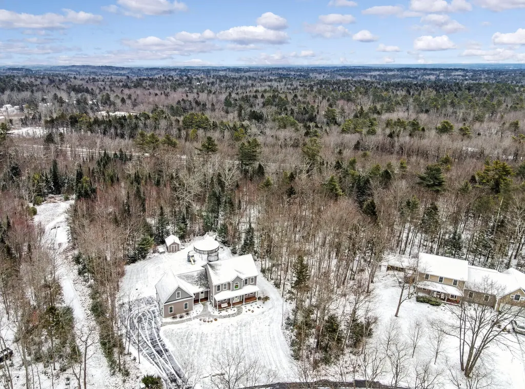 48 Acorn Ridge Road Freeport ME 04032