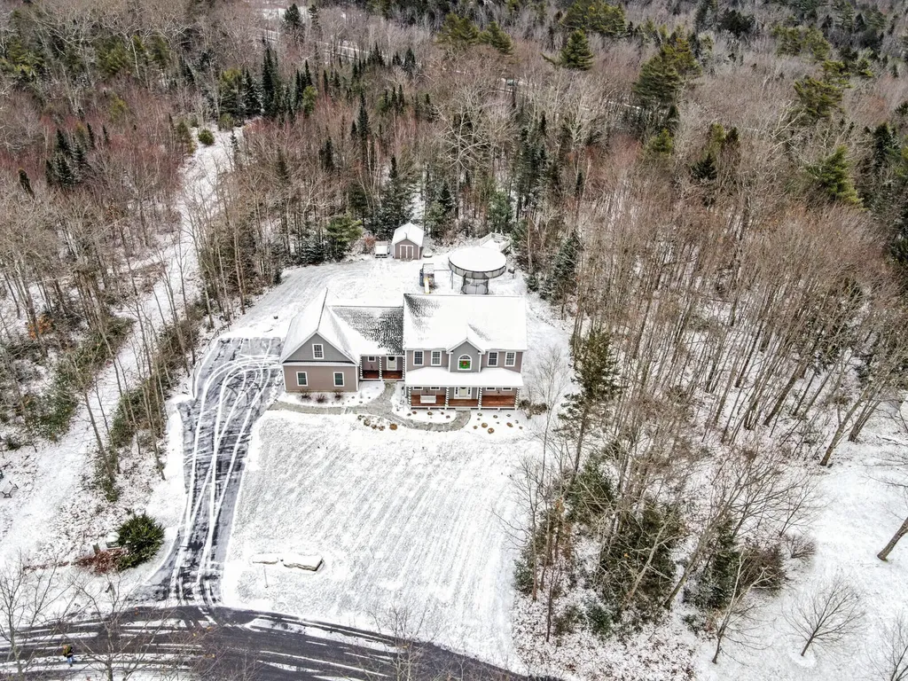 48 Acorn Ridge Road Freeport ME 04032