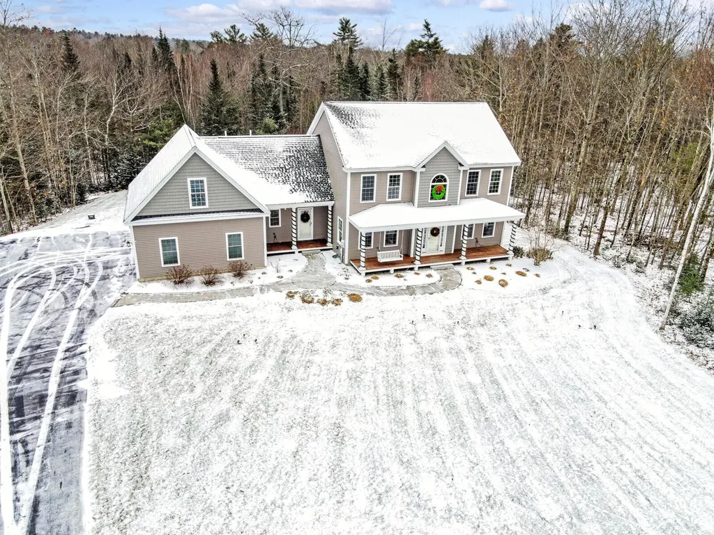 48 Acorn Ridge Road Freeport ME 04032