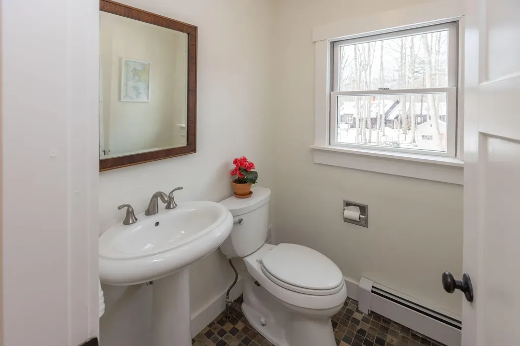 13 Pleasant Ridge Drive Camden ME 04843