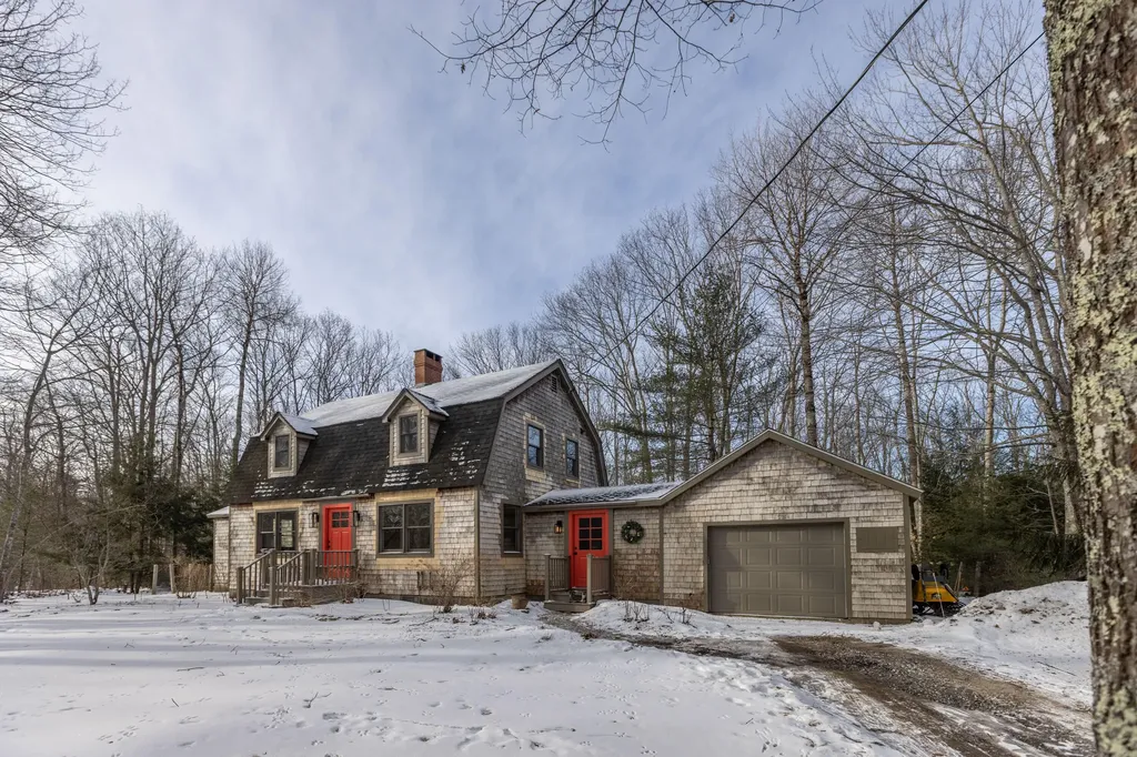 13 Pleasant Ridge Drive Camden ME 04843