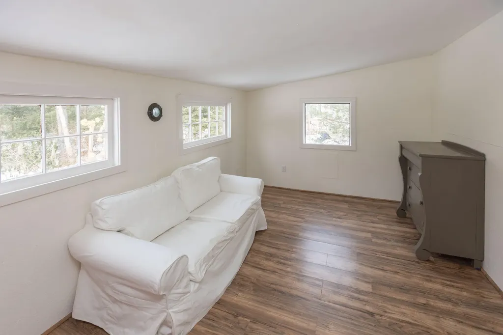 13 Pleasant Ridge Drive Camden ME 04843