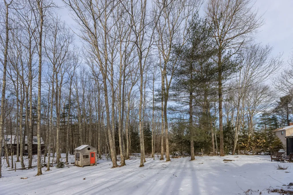 13 Pleasant Ridge Drive Camden ME 04843