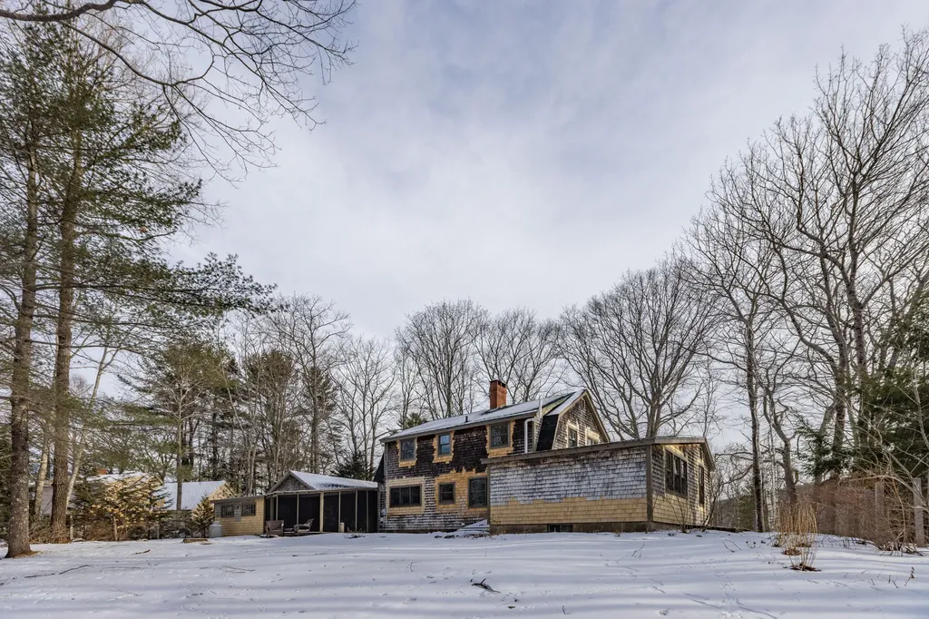 13 Pleasant Ridge Drive Camden ME 04843