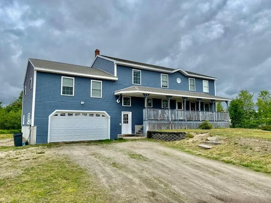 8 Mikes Way Limington ME 04049