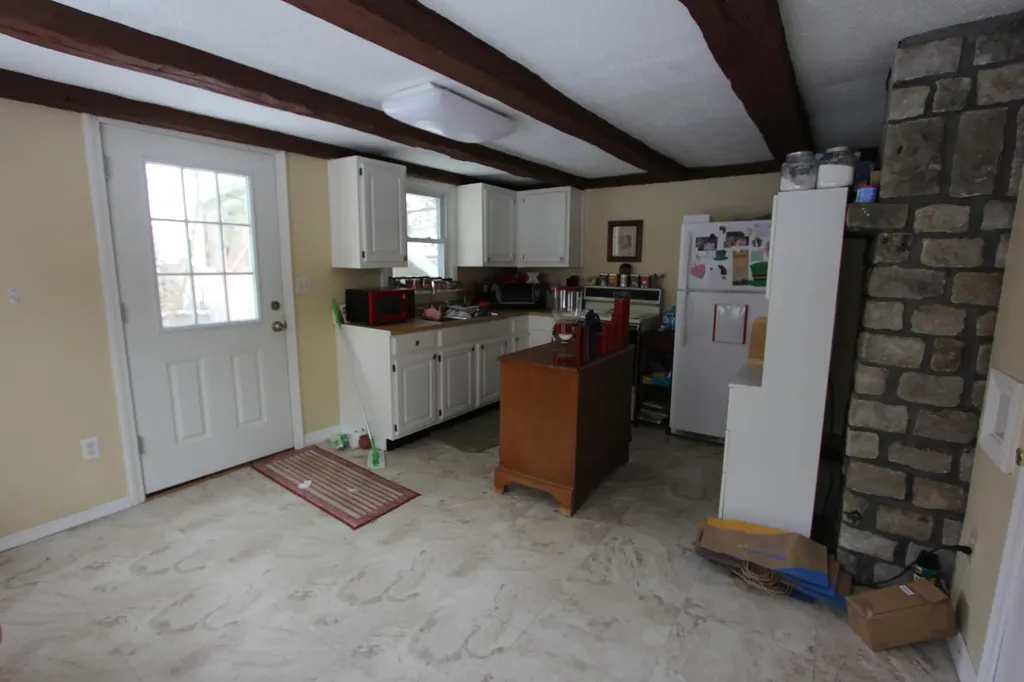 232 Turner Street Auburn ME 04210