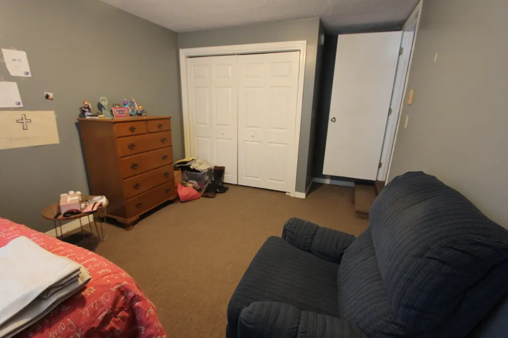 232 Turner Street Auburn ME 04210