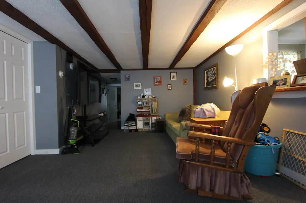 232 Turner Street Auburn ME 04210