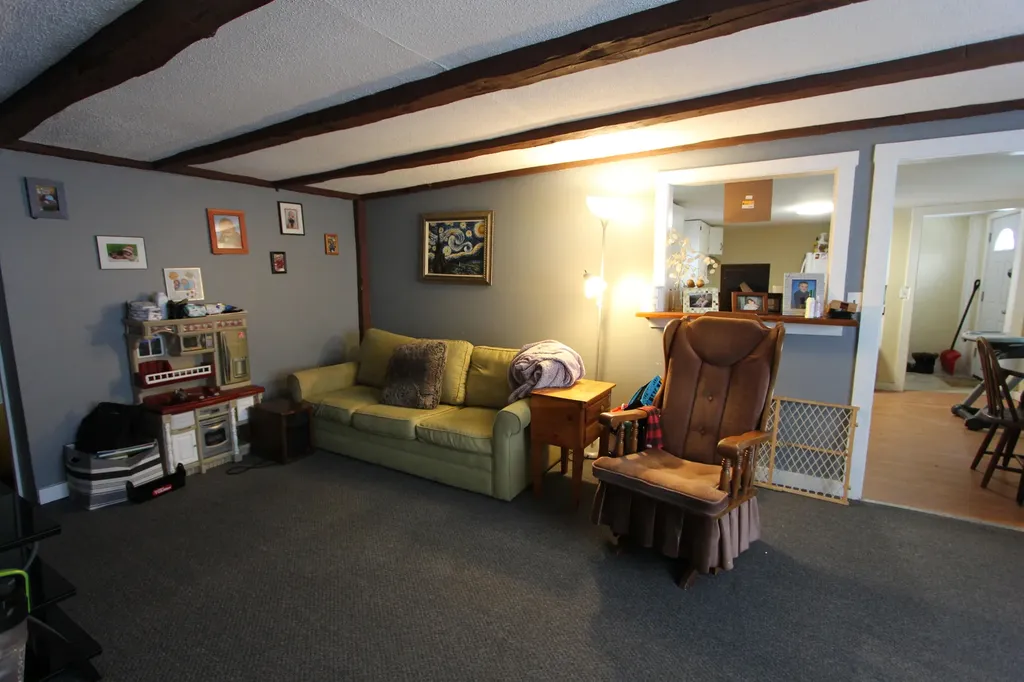 232 Turner Street Auburn ME 04210