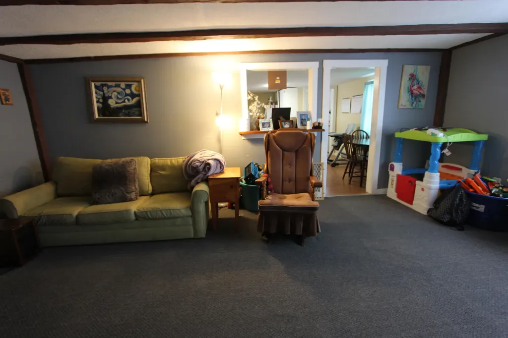 232 Turner Street Auburn ME 04210