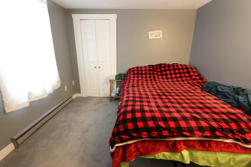 232 Turner Street Auburn ME 04210