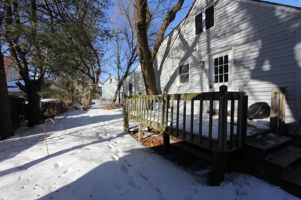 232 Turner Street Auburn ME 04210