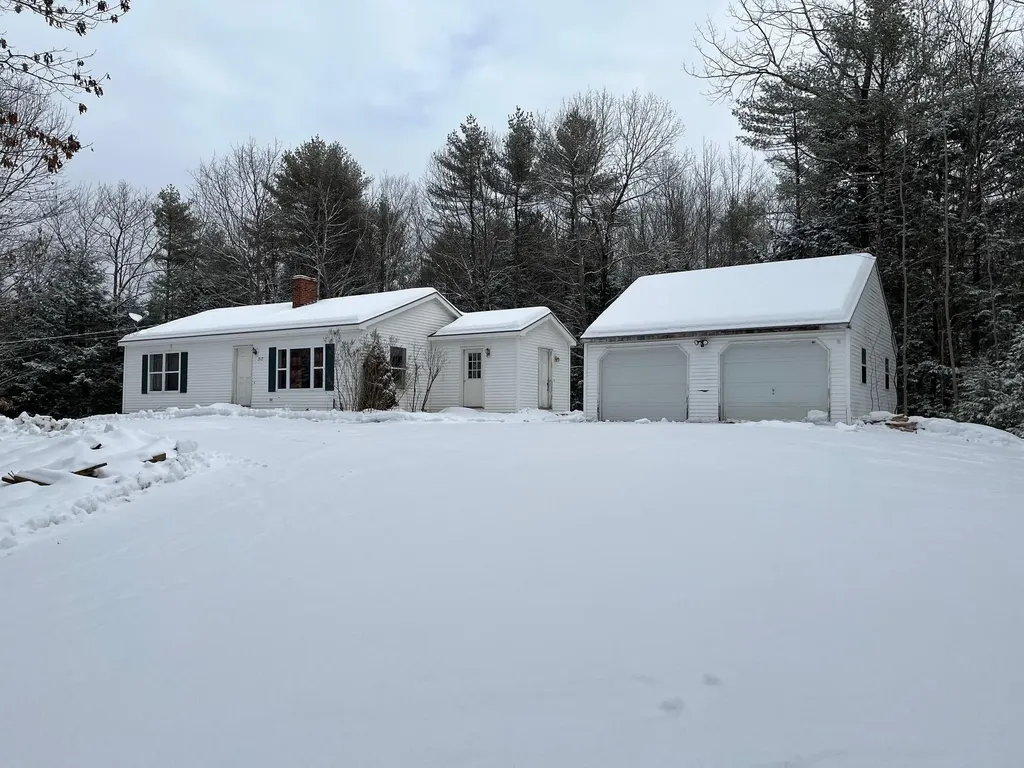 317 Center Road Gray ME 04039