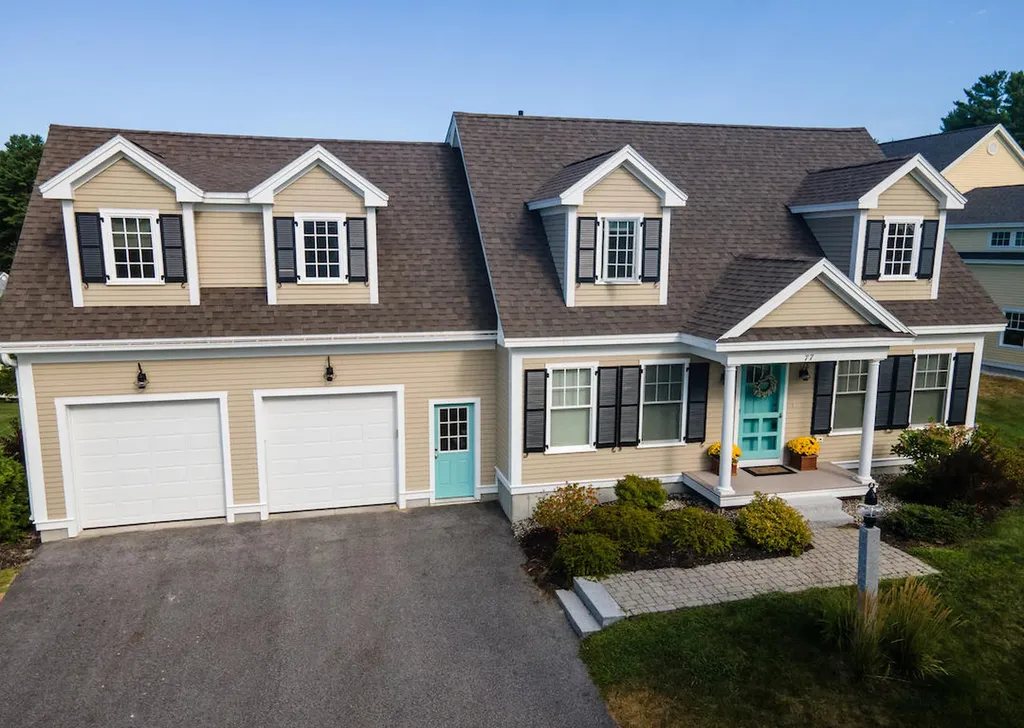 77 Wyman Way Cumberland ME 04021