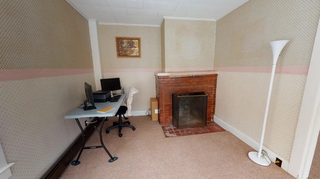 46 Maple Street Monmouth ME 04259