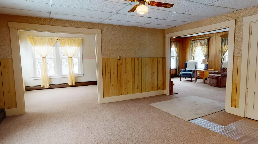 46 Maple Street Monmouth ME 04259