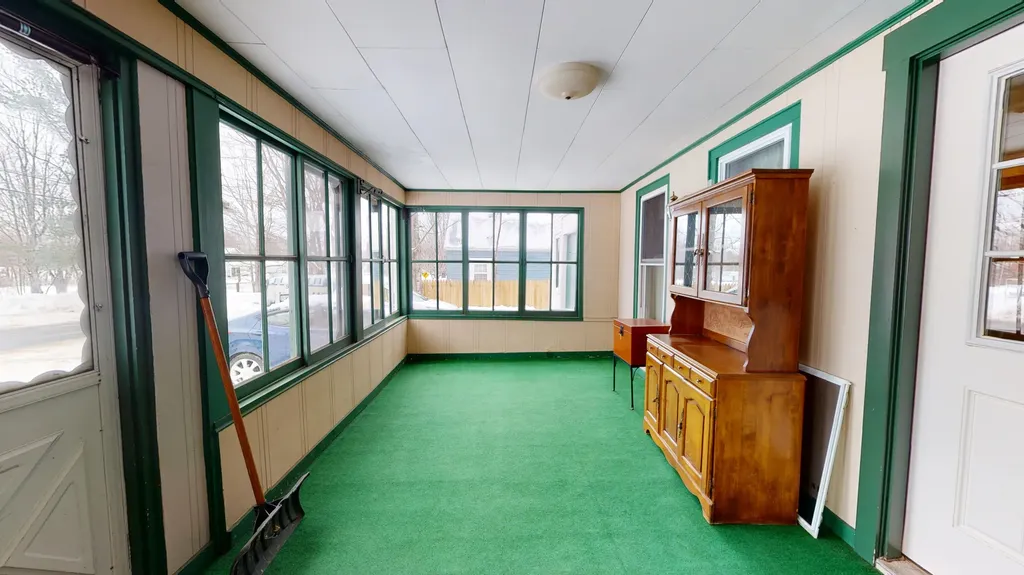 46 Maple Street Monmouth ME 04259