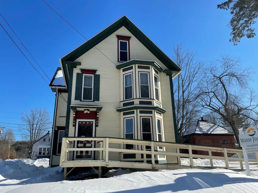 40 Water Street Hallowell ME 04347