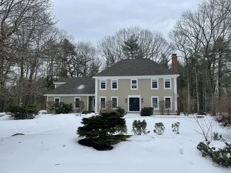 16 Mitchellwood Drive Falmouth ME 04105