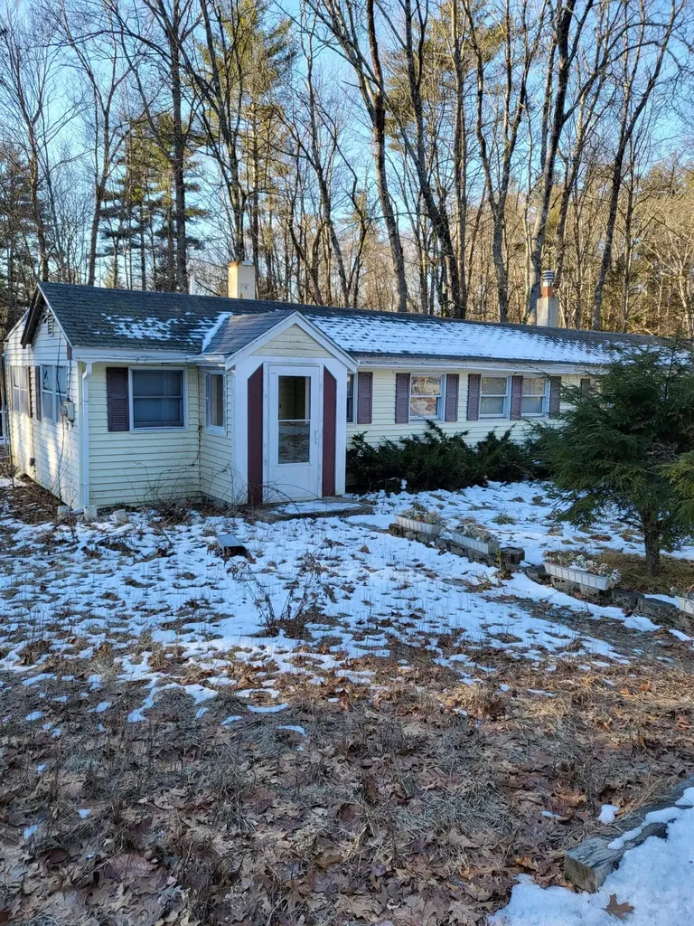 10 Dalton Road Brentwood NH 03833