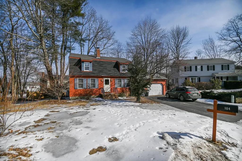 104 Frost Hill Road Portland ME 04103