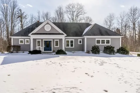16 Freedom Road Scarborough ME 04074