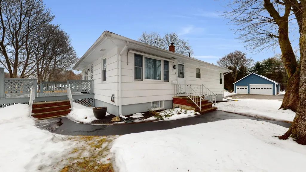 1 Mcarthur Avenue Lewiston ME 04240