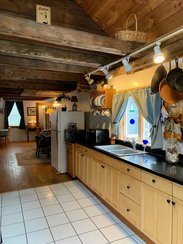879 County Road Lubec ME 04652