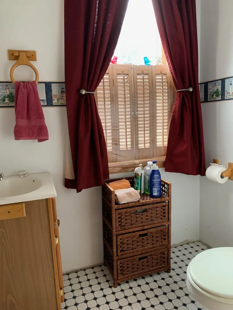 879 County Road Lubec ME 04652