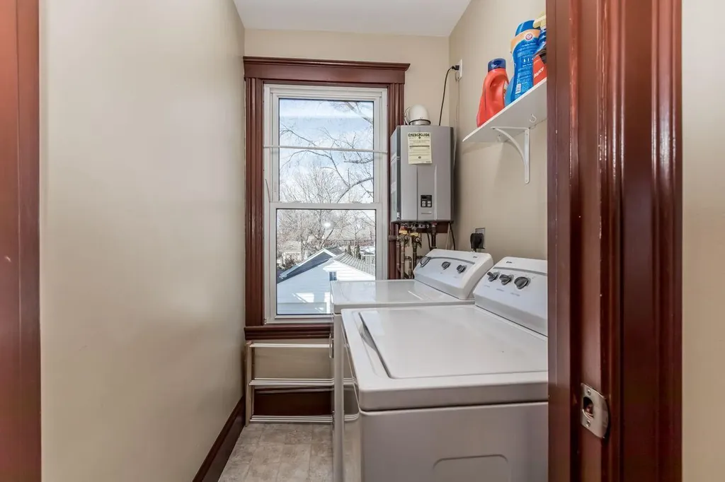 23-25 Deerfield Road Portland ME 04101