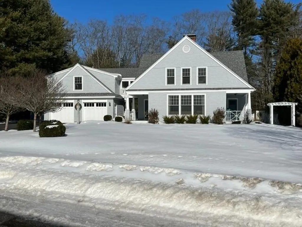 7 White Rock Drive Falmouth ME 04105