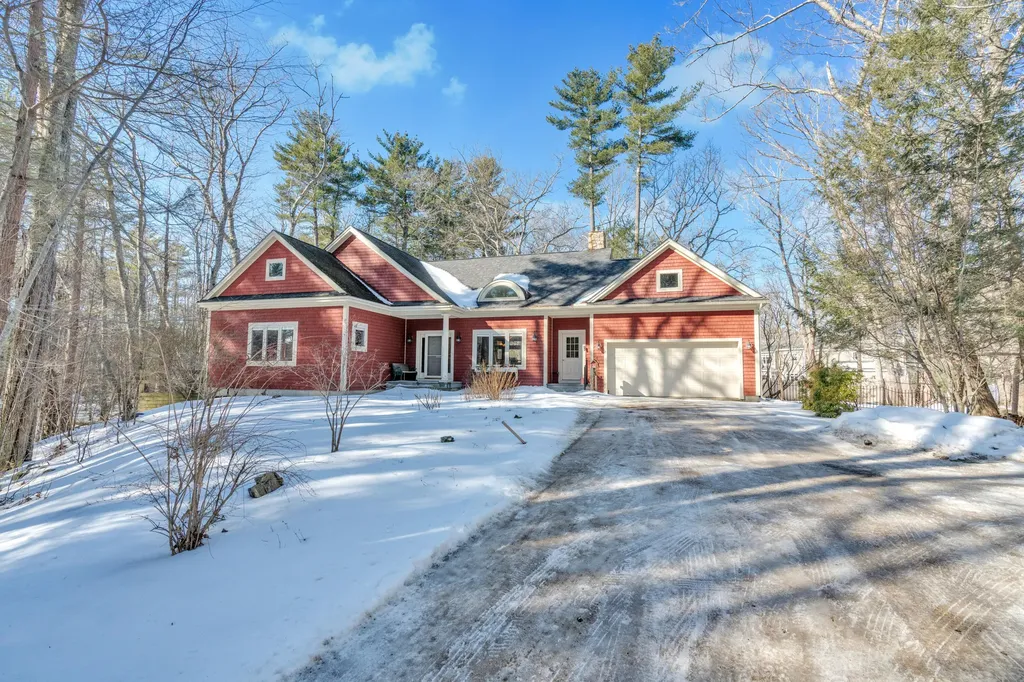 9 High Rock Road York ME 03909