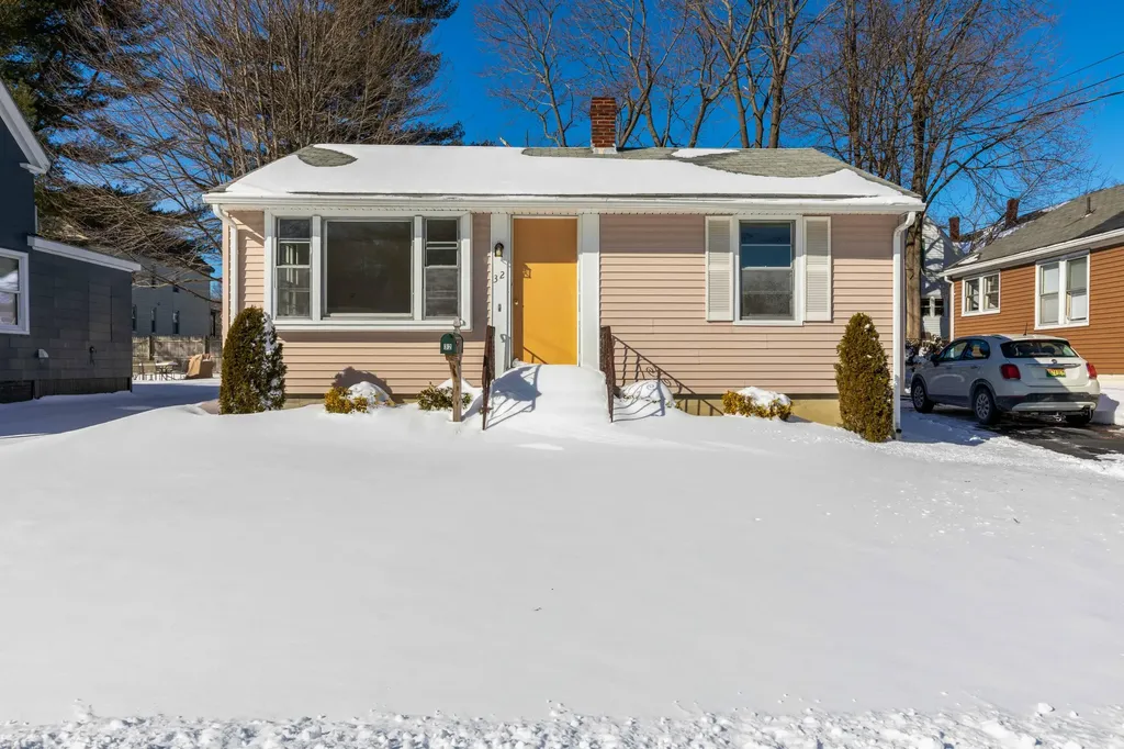 32 Inverness Street Portland ME 04103