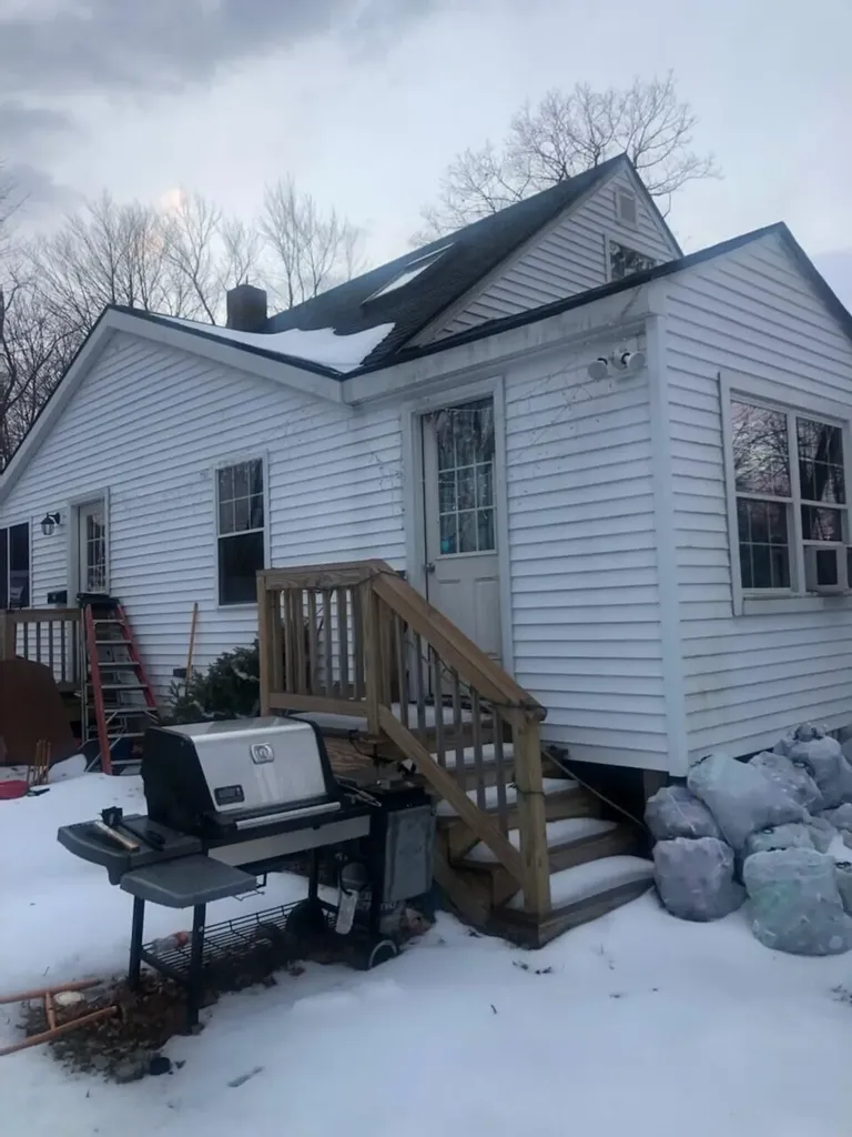 14 Everett Street Westbrook ME 04092