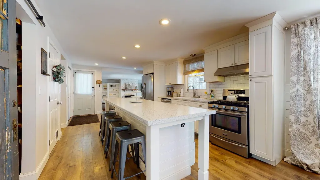 18 Meadowview Road Windham ME 04062
